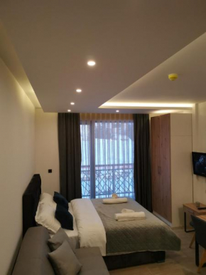 Harmony, Residence Hill A85